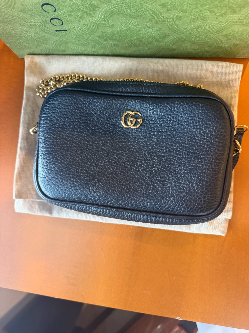 Gucci Black GG Pebbled Leather Crossbody Bag with Gold Hardware